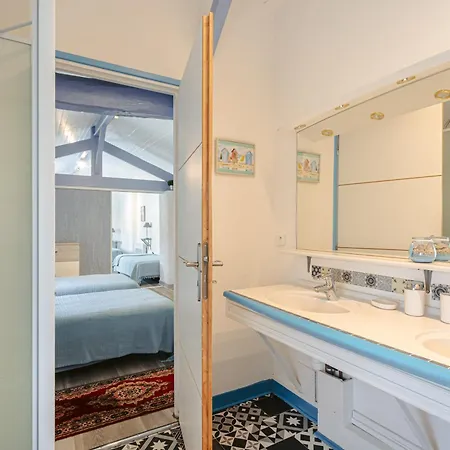 De L'ocean Genouille (Charente-Maritime)