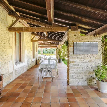 De L'ocean Genouille (Charente-Maritime)