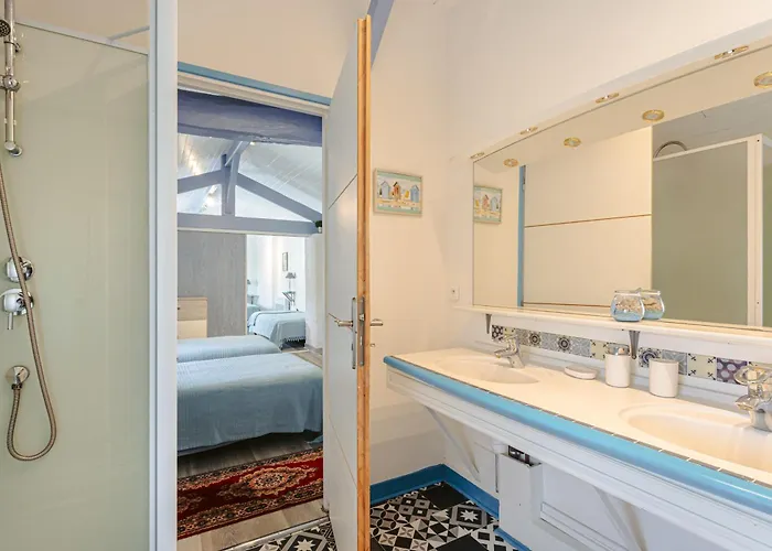 De L'ocean Genouille (Charente-Maritime)